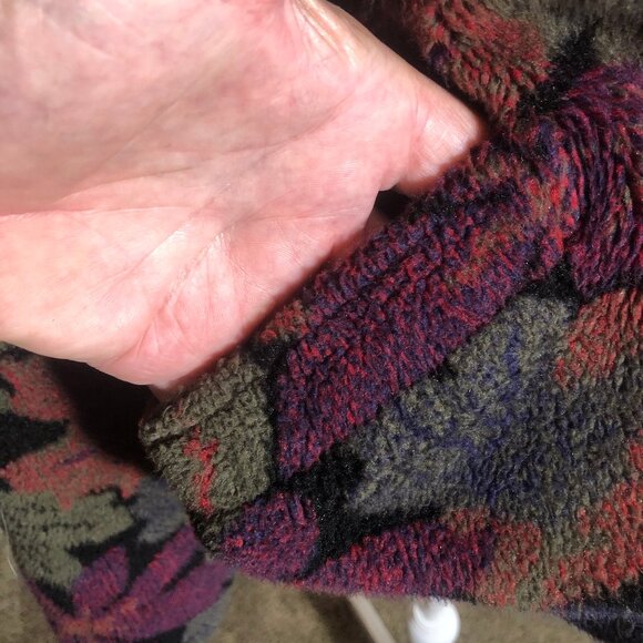 Vintage Kellysport Floral Fleece Jacket – Made in Canada - Picture 7 of 9